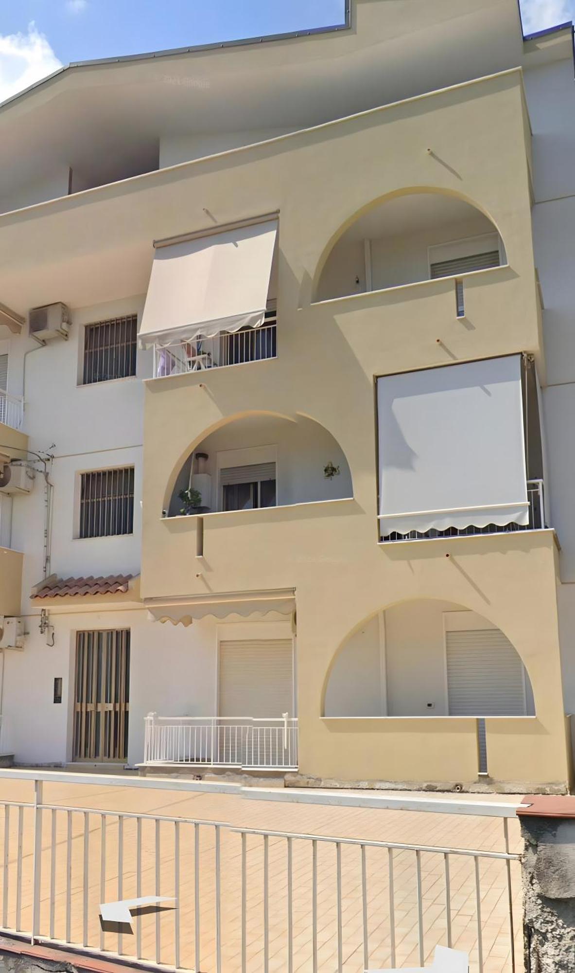Chiara Home Apartment Джардини-Наксос Экстерьер фото