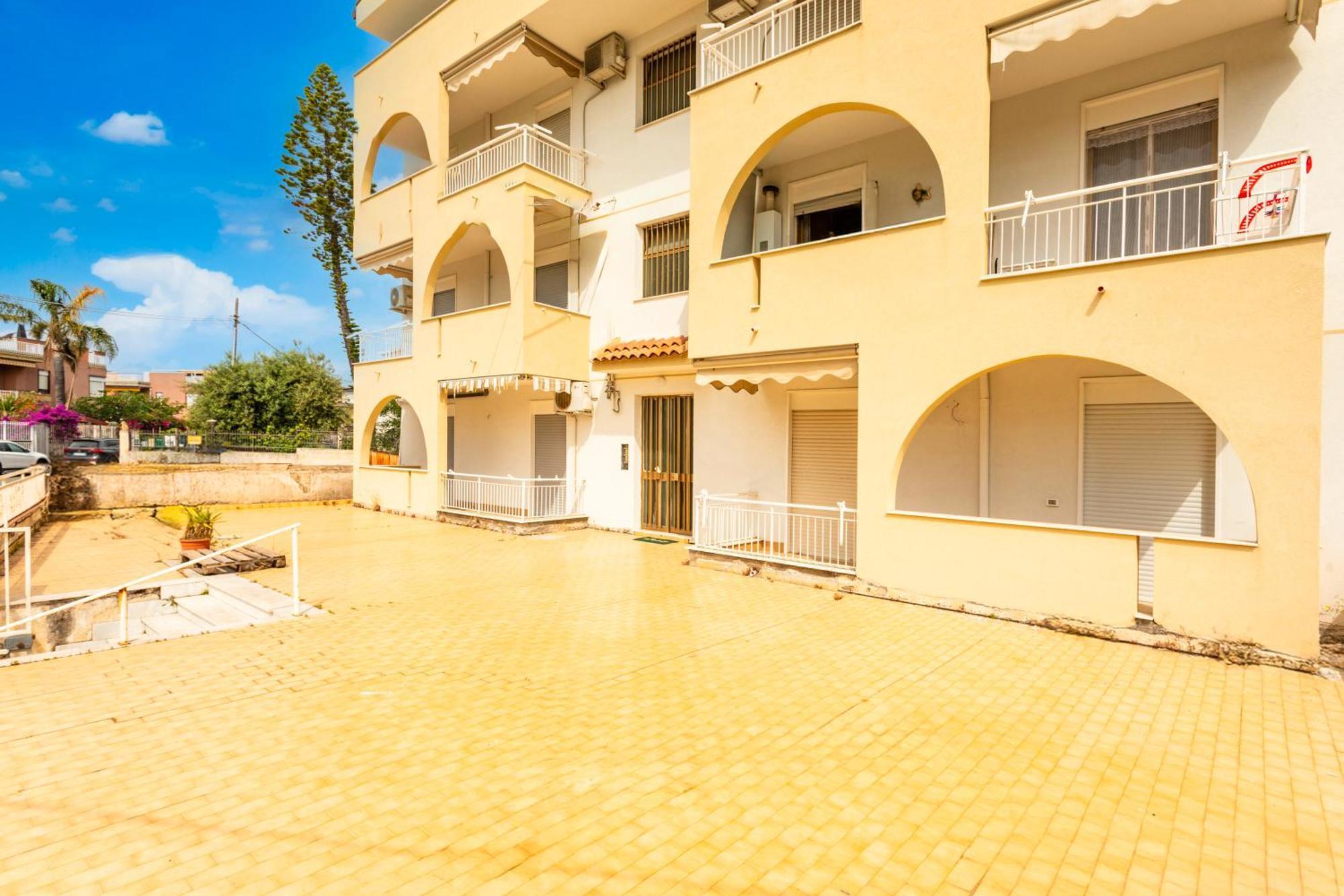 Chiara Home Apartment Джардини-Наксос Экстерьер фото